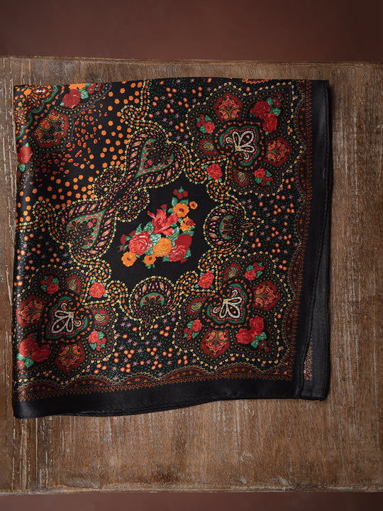 Seidenschal «Nicki Blumenmuster»