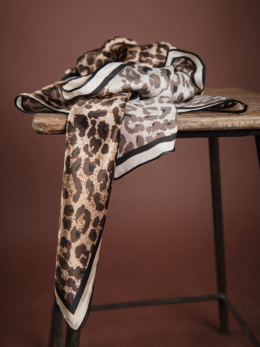 Seidenschal «Leo»