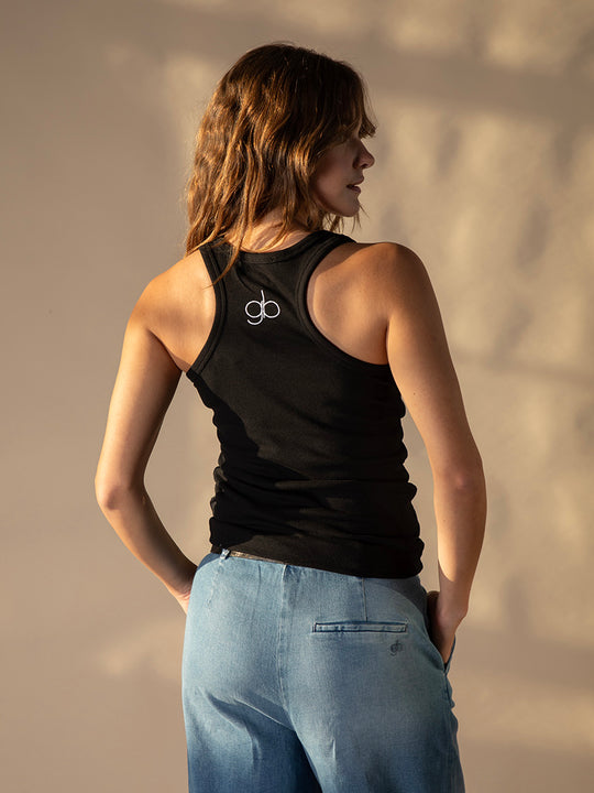 Top « Lia » de GITTA BANKO