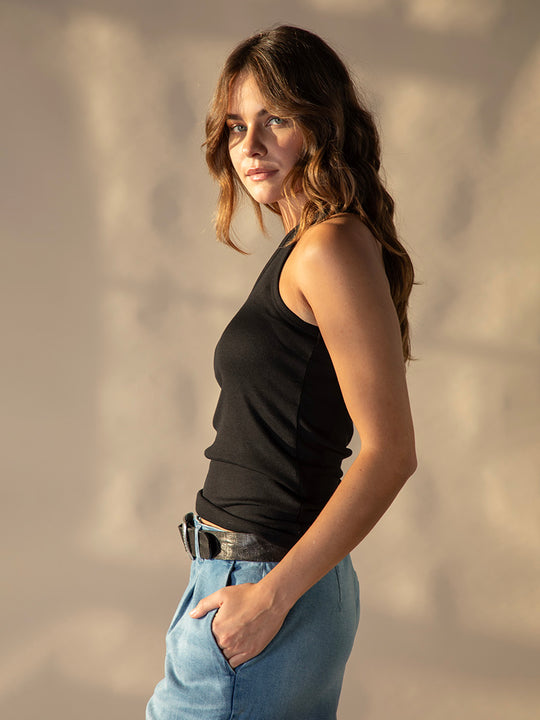 Top « Lia » de GITTA BANKO