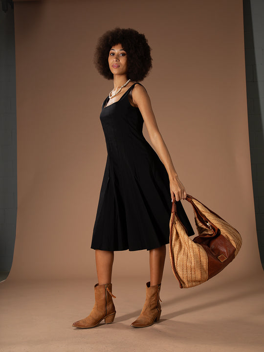 Kleid «Miashy» von SYNDICATE