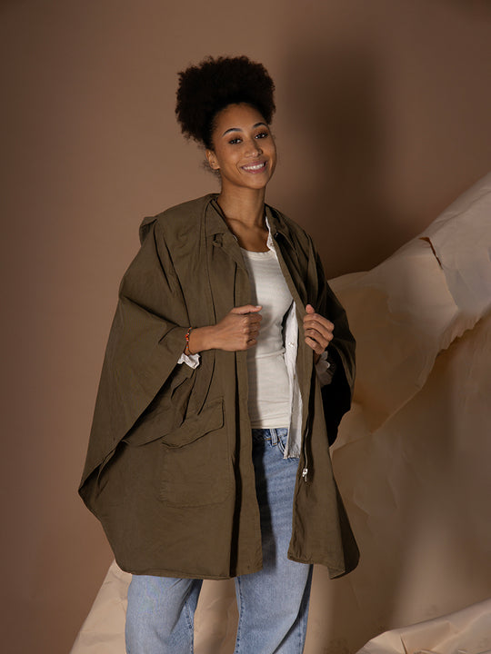 Cape von INTUITION PARIS