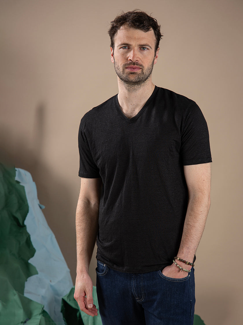 T-shirt « col en V » de DANIELE FIESOLI