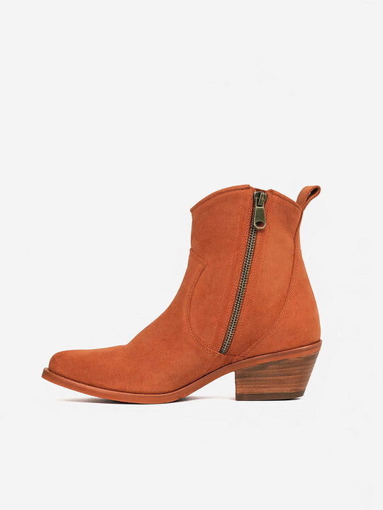 Stiefelette von METISSE