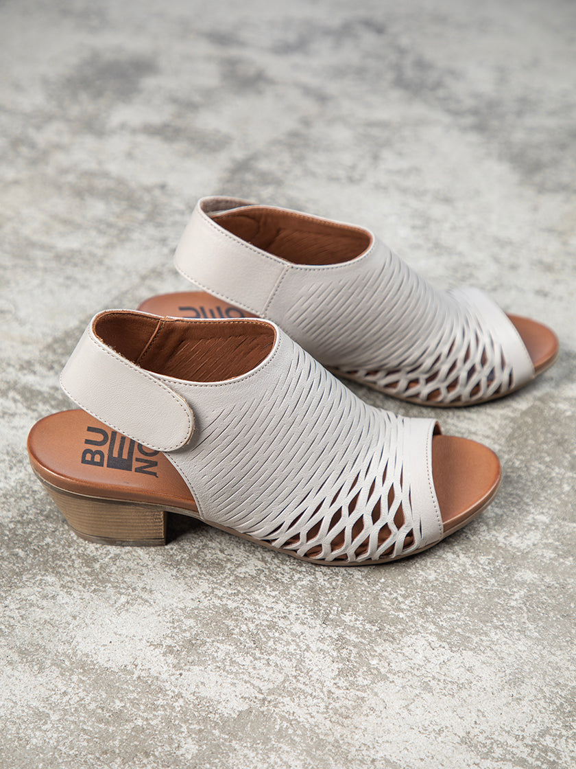 Sandales de BUENO
