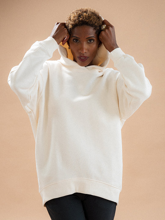Pullover mit Kapuze von MYAE