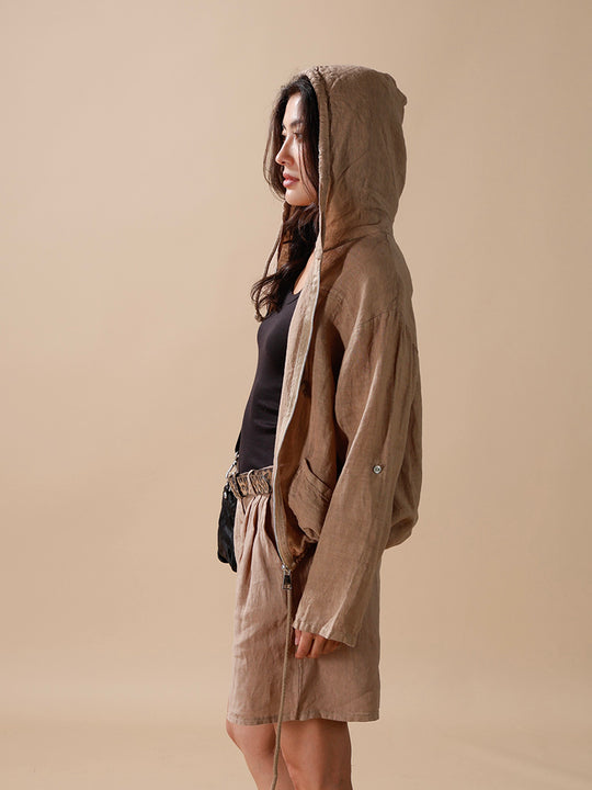 Veste en lin à capuche de la marque INTUITION PARIS