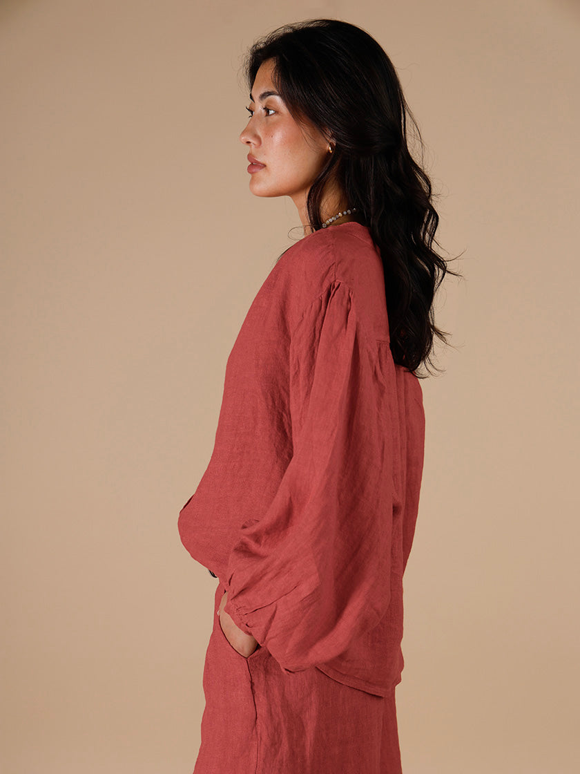 Chemisier en lin «oversize» d'INTUITION PARIS