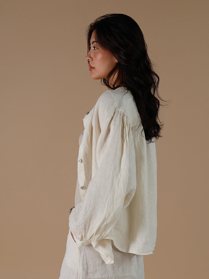 Chemisier en lin «oversize» d'INTUITION PARIS