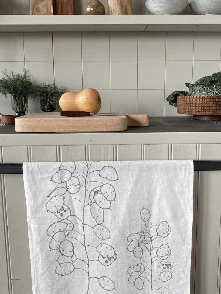 Küchentuch «Lunaria» von DOROTHE LEHNEN