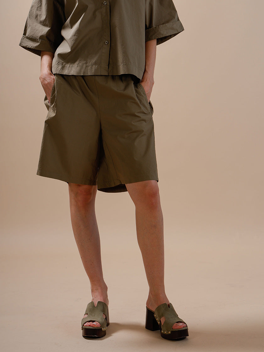 Shorts «Bermuda» von INTUITION PARIS