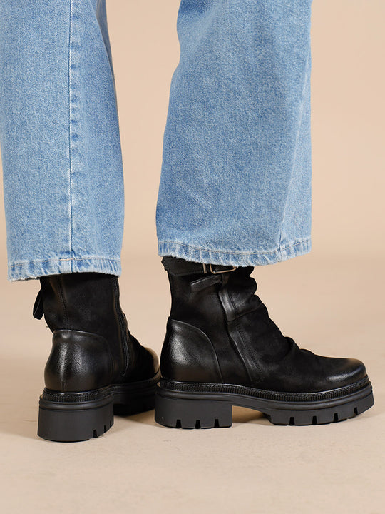 Boot von MJUS