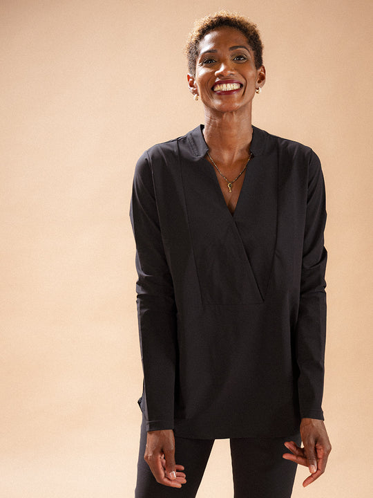 Shirt «mit V-Neck» von ZEITLOS