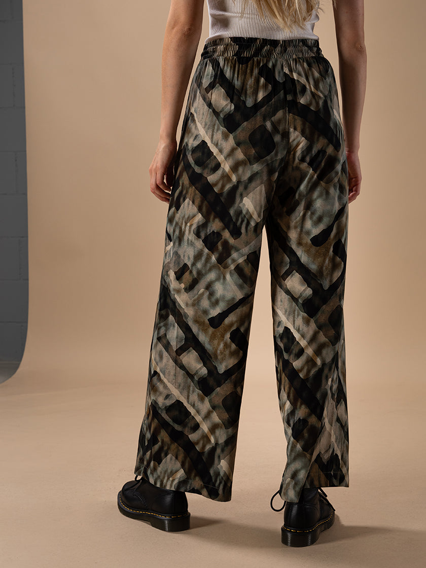 Hose von PLEASE
