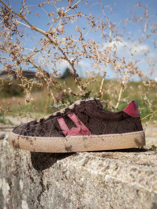 Sneaker von MOMA