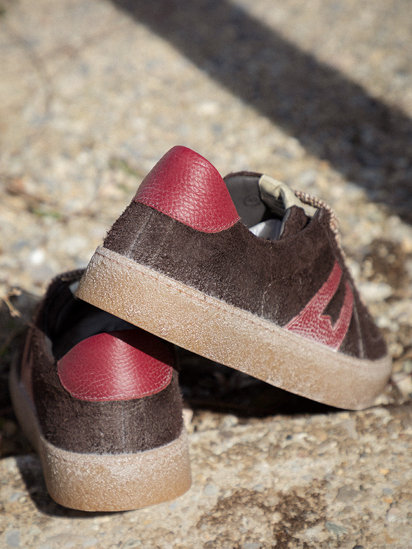 Sneaker von MOMA
