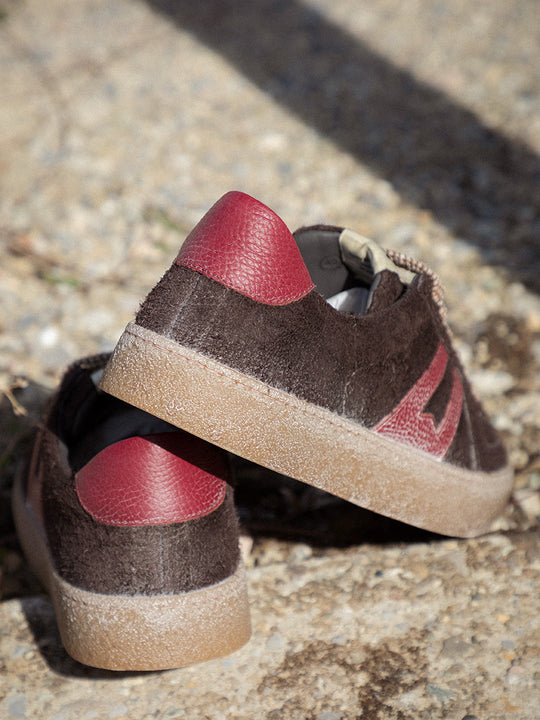 Sneaker von MOMA