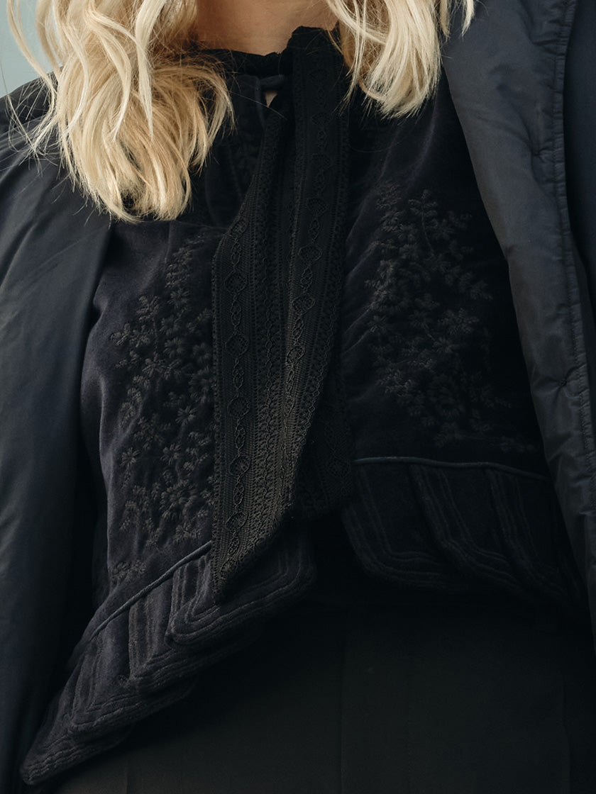 "Bob" Vest by MAISON HOTEL