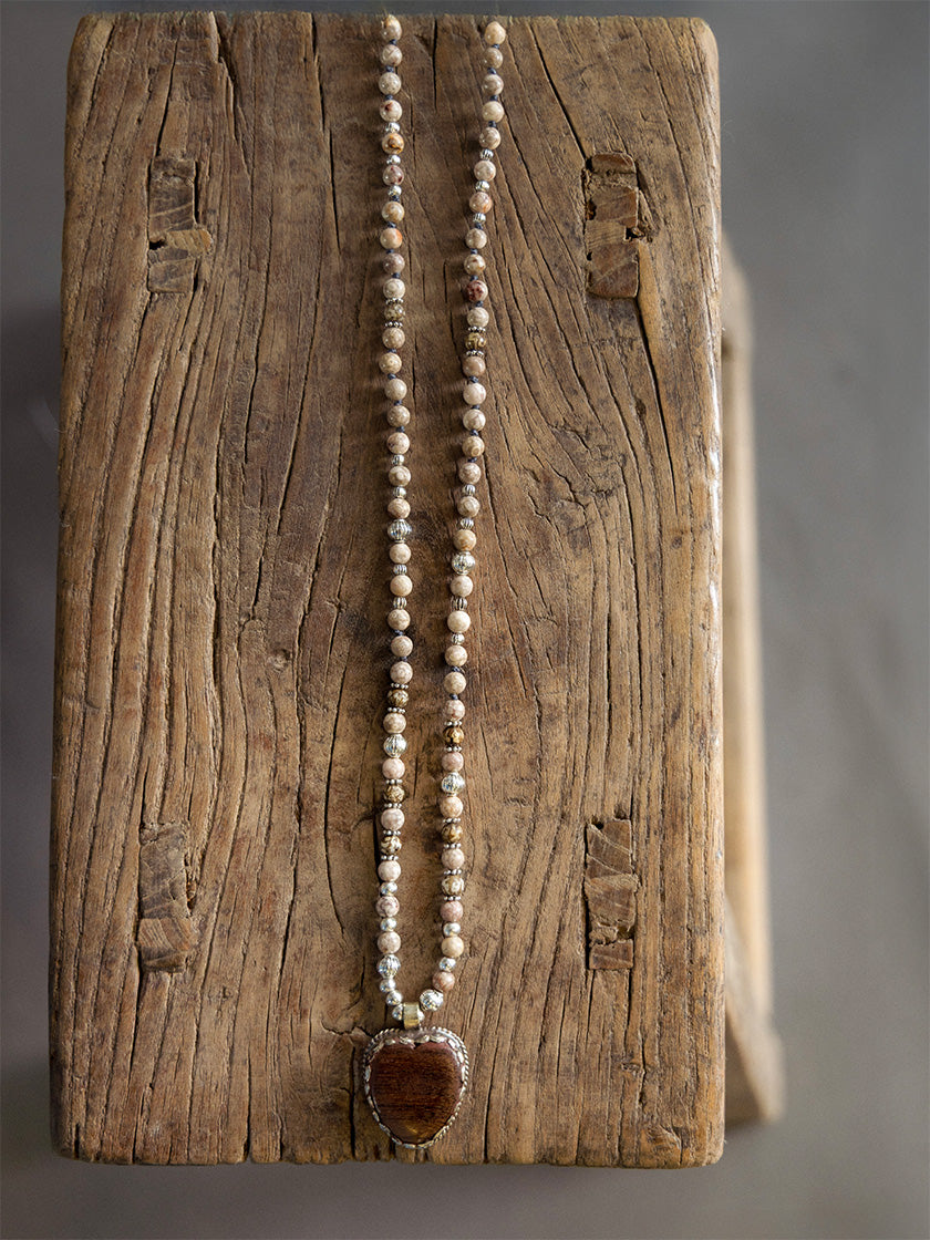 Halskette «Woodheart Taupe» von CORAZON