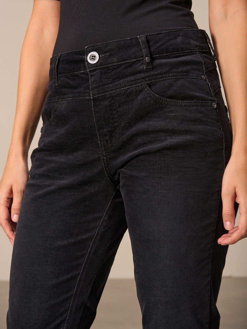 Hose «Tapered Long» von NILE