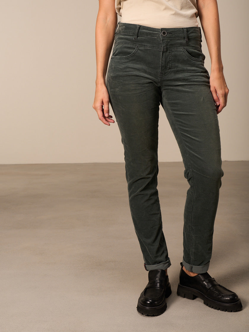 Hose «Tapered Long» von NILE