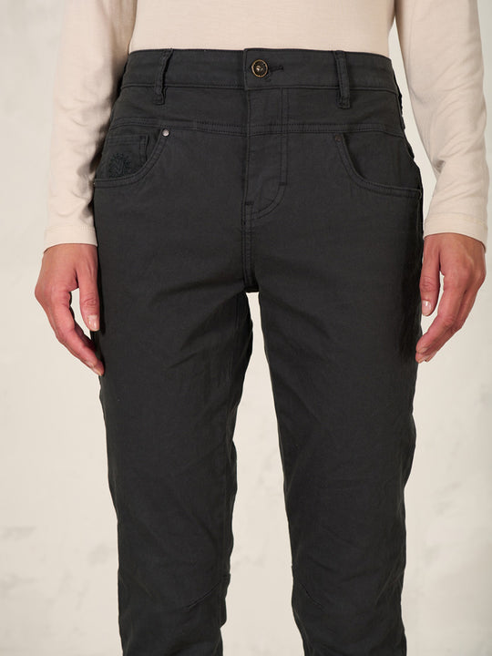 Hose «Tapered Long» von NILE