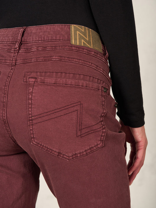 Hose «Tapered Long» von NILE