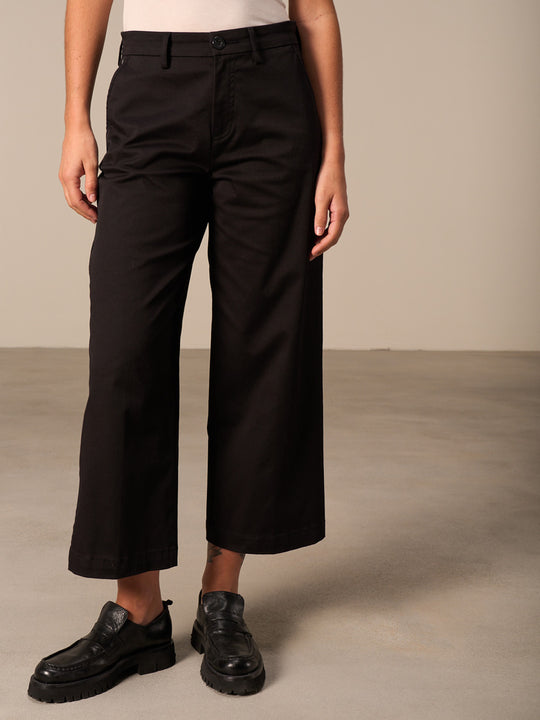 Hose «Culotte» von NILE