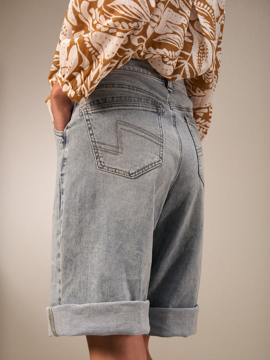 "Long Bermuda Shorts" by NILE