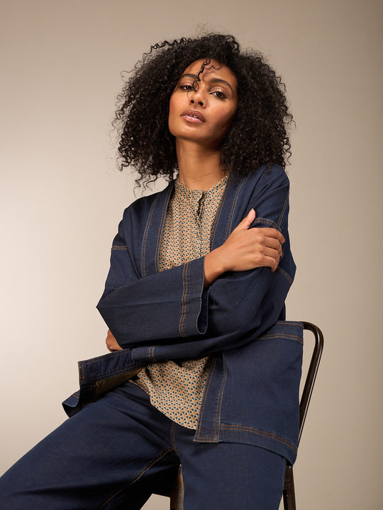 Jacke von NILE