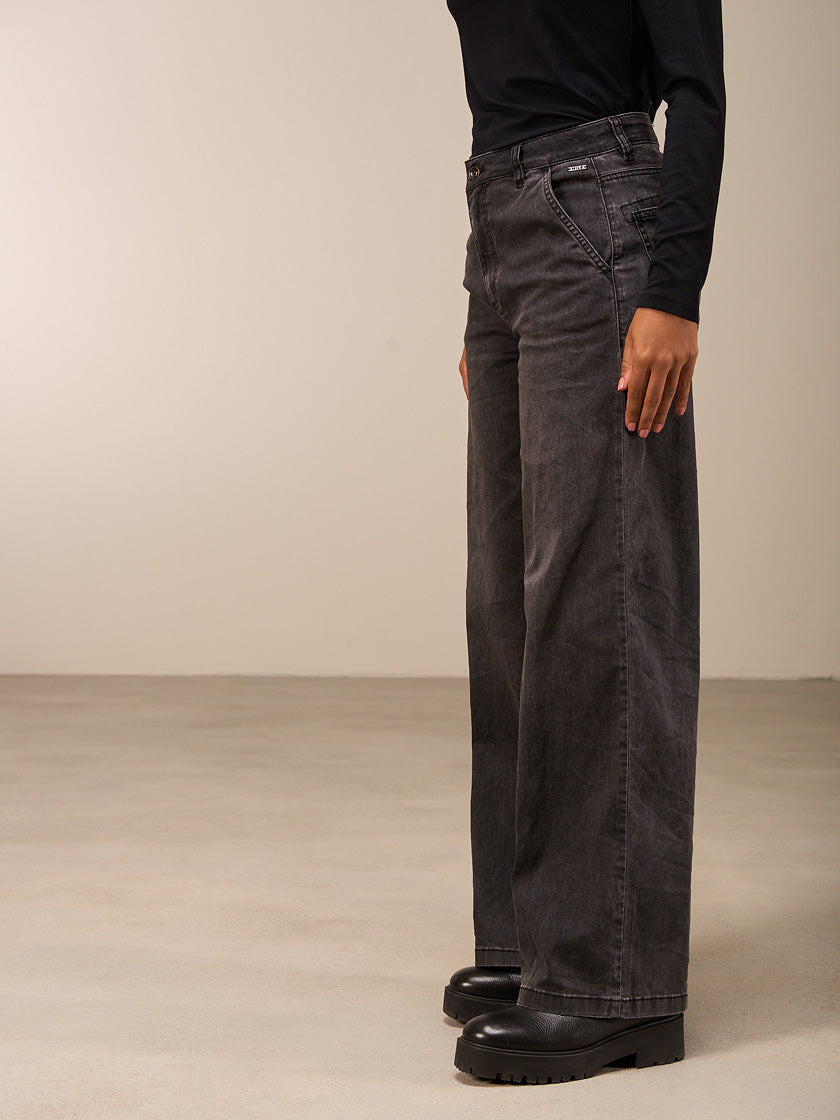 Jeans von NILE