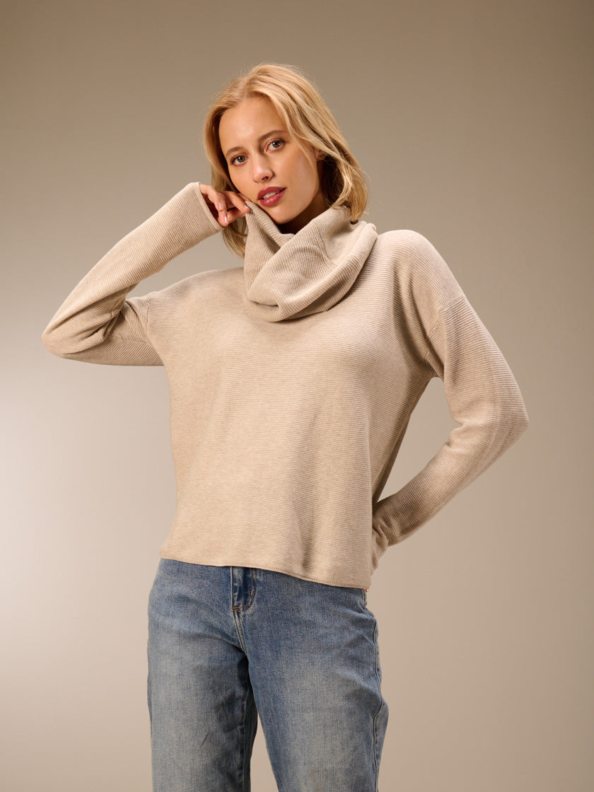 Strickpullover von NILE
