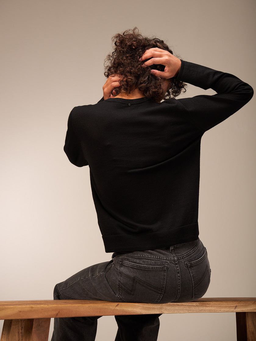 "RWS" Cardigan by NILE