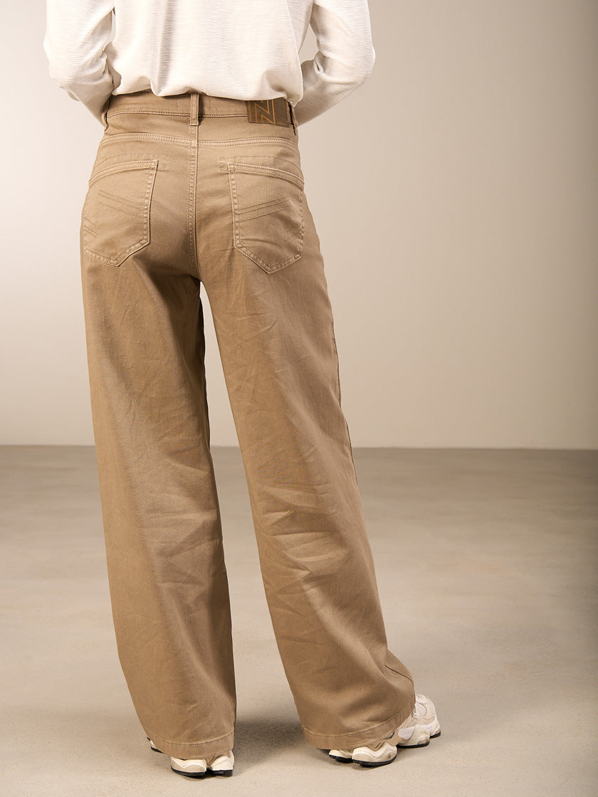 Hose von NILE