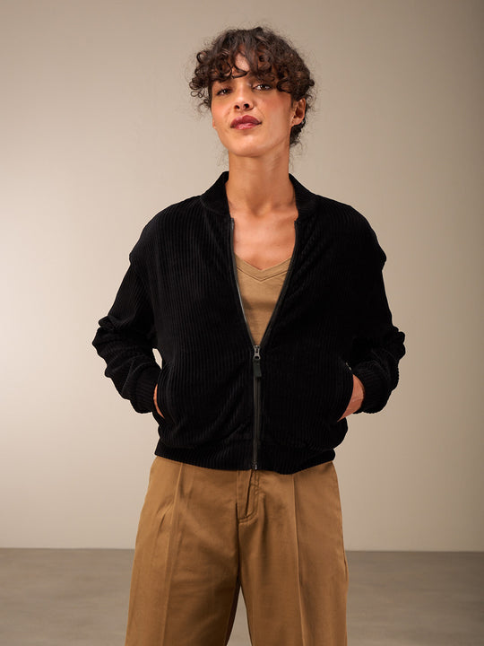 Jacke von NILE
