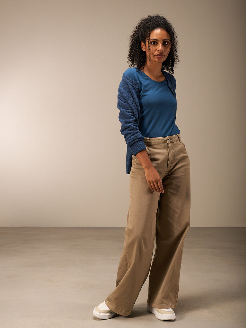 "GOTS" Cardigan by NILE