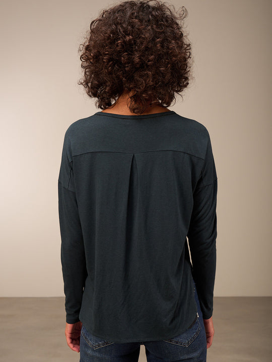 Shirt by NILE