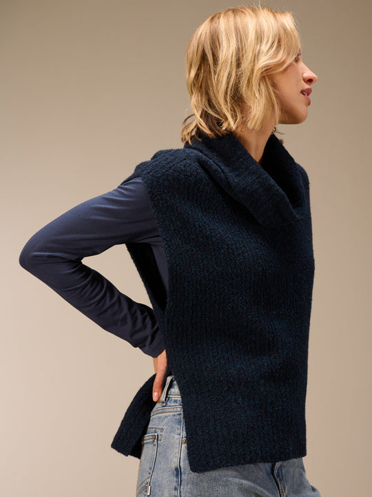 Strickweste «RWS» von NILE