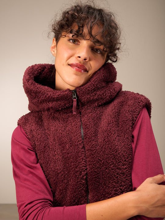 Vest by NILE