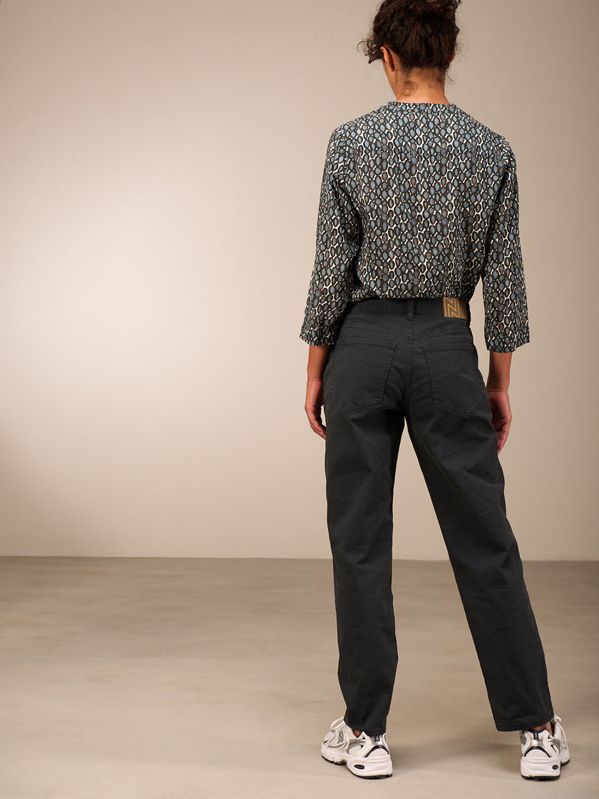 "Loose" Pants by NILE