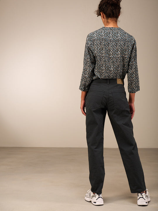 "Loose" Pants by NILE