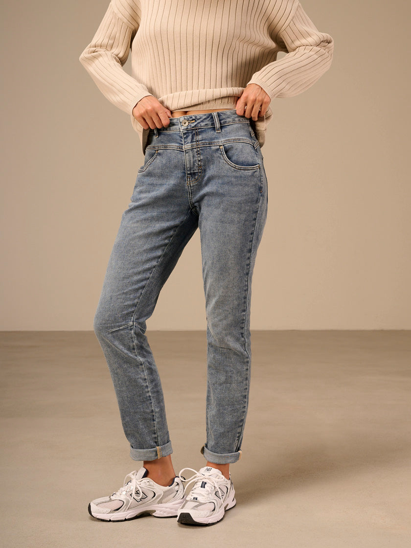 Jeans «Tapered Ankle» von NILE