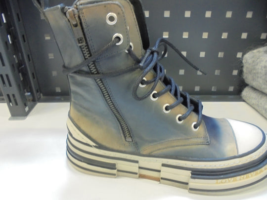Sneaker von REBECCA WHITE