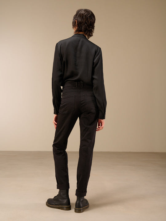 Pantalon « Tapered Long » de NILE