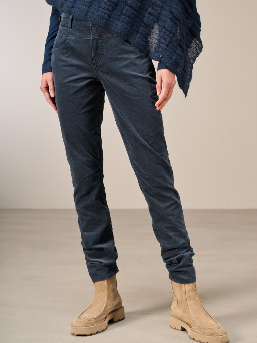 "Tapered Long" Pants by NILE