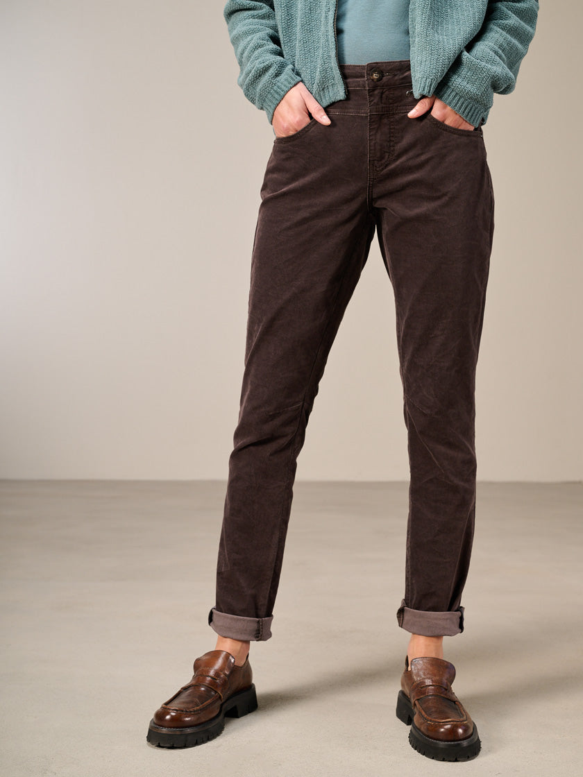 "Tapered Long" Pants by NILE